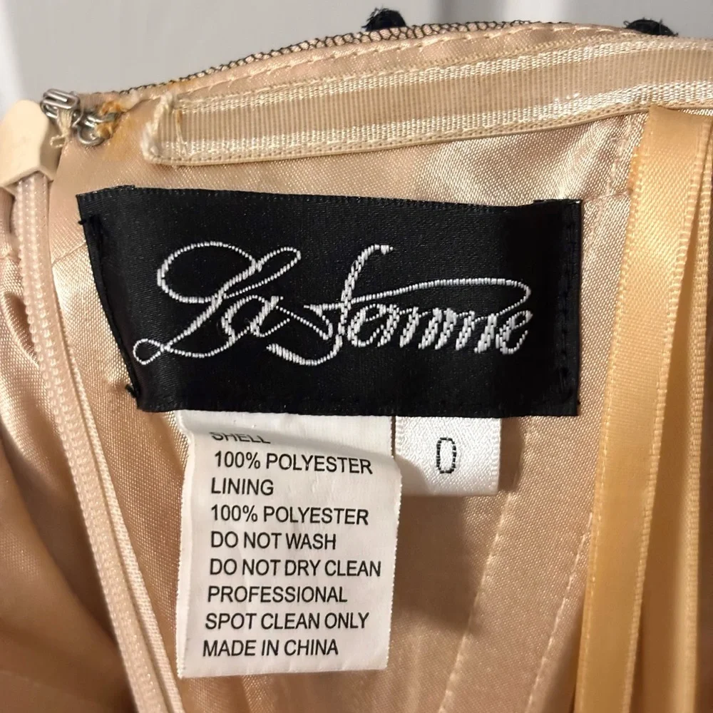 La Femme Elegant Cream Dress - Picture 5 of 6